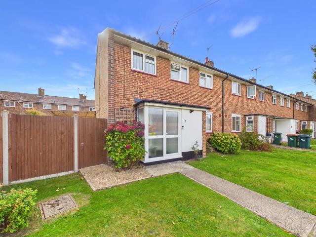 House for sale in Pound Hill, Crawley