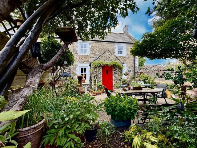 House for sale in Rodbourne, Swindon