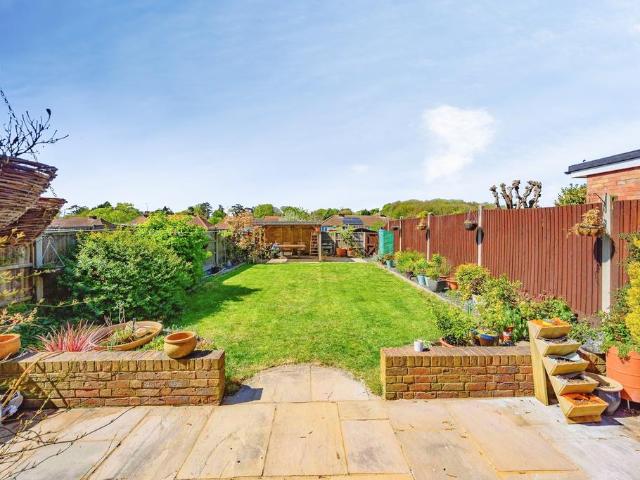 House for sale in Hammerfield, Pouchen End