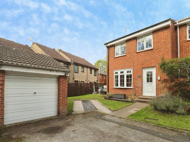House for sale in Low Harrogate, Harrogate
