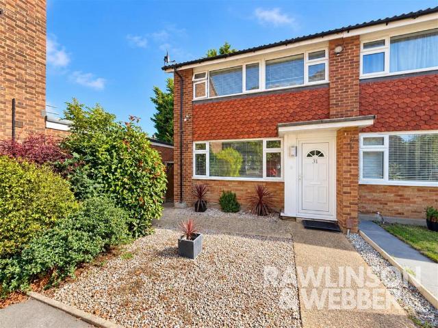 House for sale in West Molesey, Elmbridge