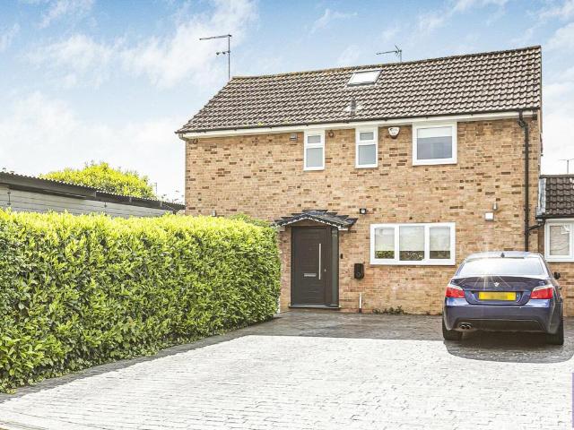 House for sale in Fretherne, Hertfordshire