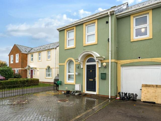 House for sale in Watermead, Buckinghamshire