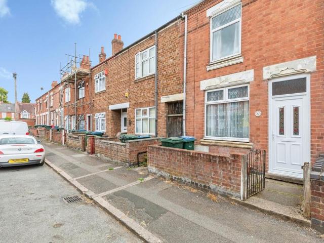 House for sale in Ball Hill, West Midlands