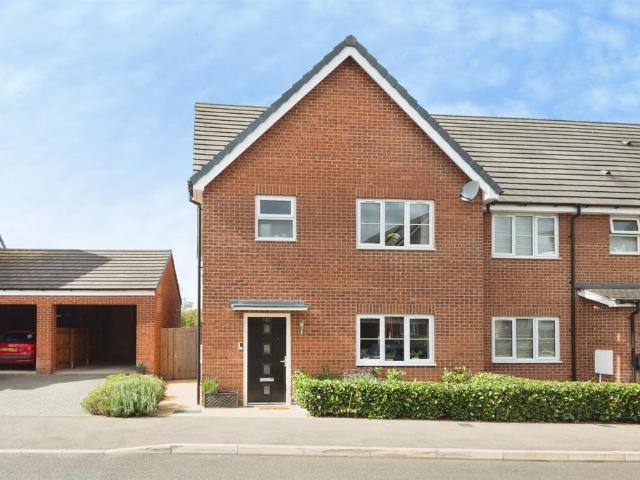 House for sale in Redhouse Park, Great Linford