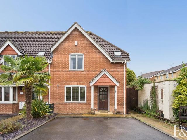 House for sale in Woodley, Wokingham