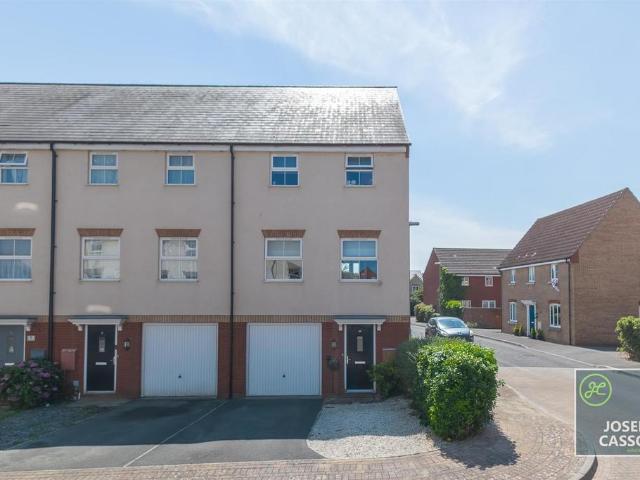 House for sale in North Petherton, Somerset