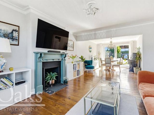 House for sale in London Borough of Croydon, Norbury