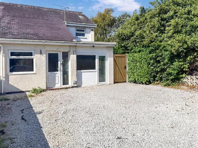 House for sale in Porthmadog, Morfa Bychan