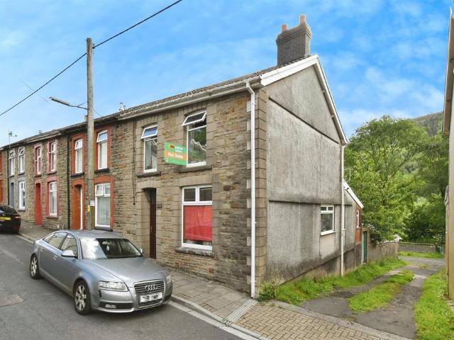 House for sale in Aberaman South, Wales