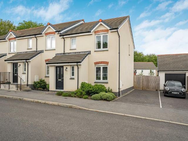 House for sale in Probus, Cornwall