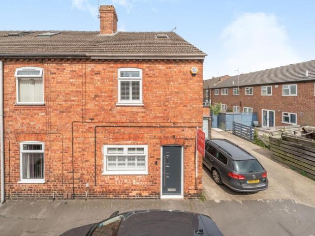 House for sale in Ermine West, Brayford