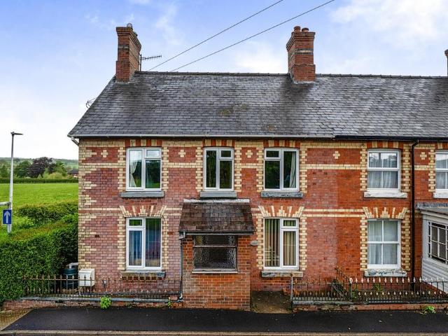House for sale in Caersws, Wales