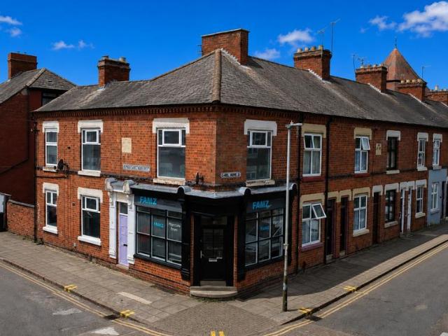 House for sale in Highfields, Old Wharf