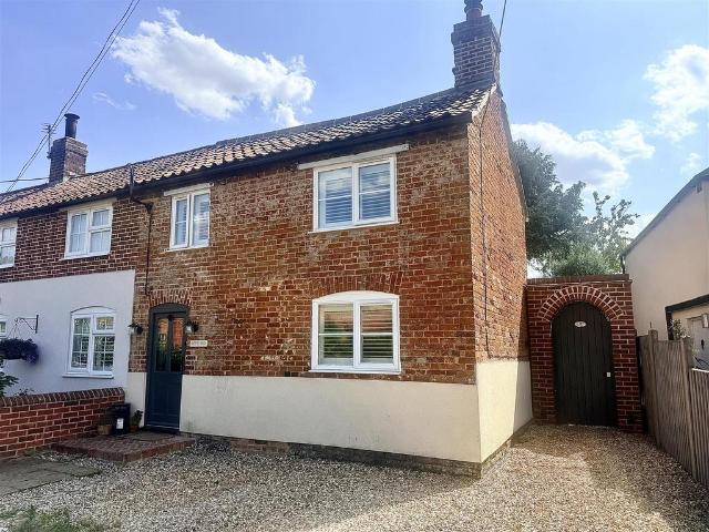 House for sale in East Tuddenham, Norfolk