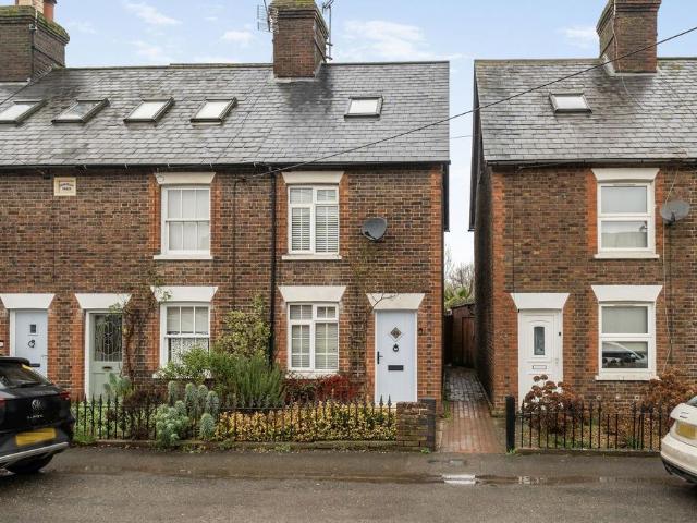 House for sale in Midway, Kent
