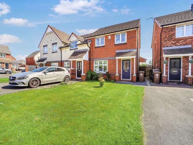 House for sale in Earlestown, St Helens