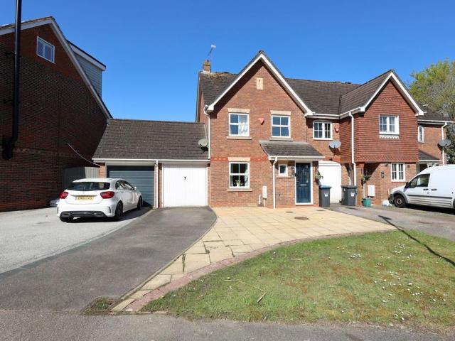 House for sale in Goddards' Green, Perryfields
