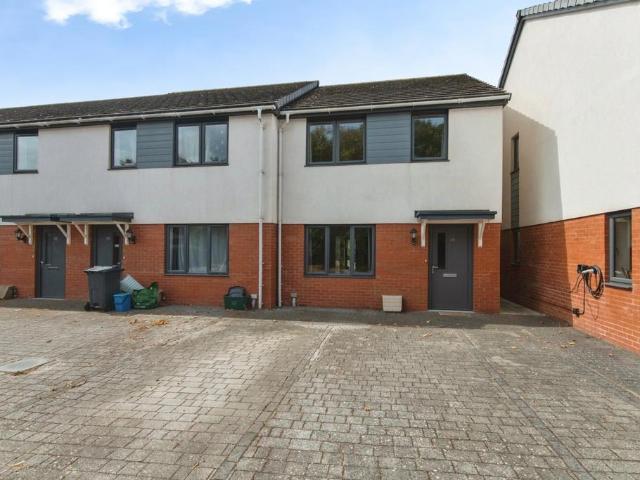 House for sale in Withycombe, Budlake