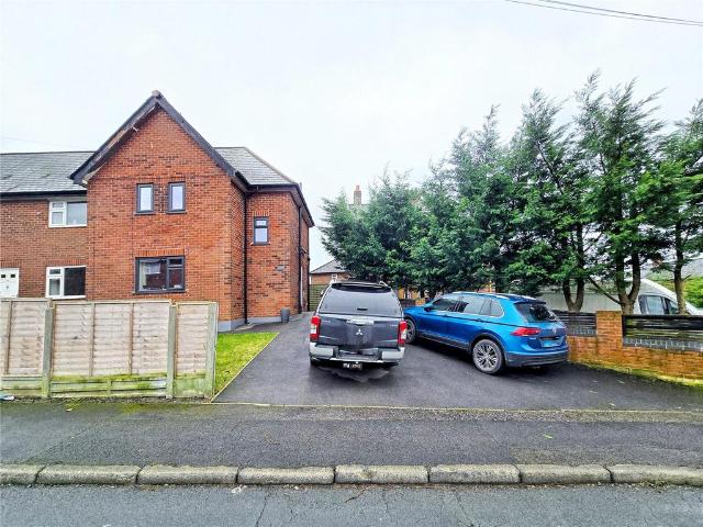 House for sale in Shuttleworth, Bury