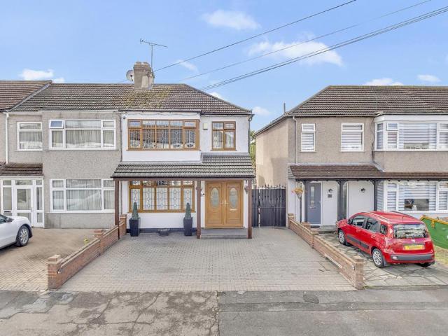 House for sale in London Borough of Havering, Greater London