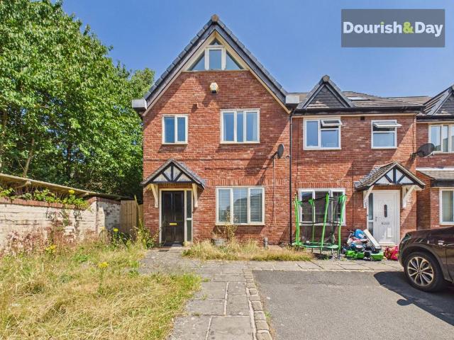 House for sale in Market Drayton, Shropshire