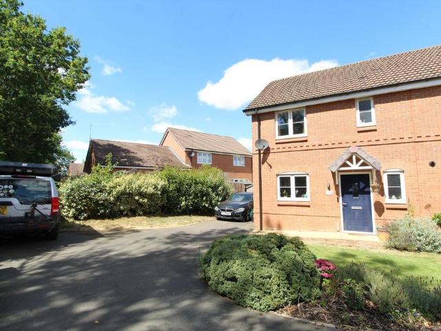 House for sale in Stanford On Avon, Leicestershire