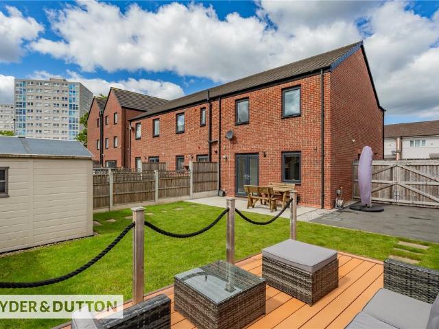 House for sale in Georgia, Greater Manchester