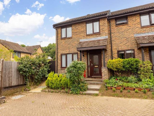 House for sale in Broadfield, Glynde