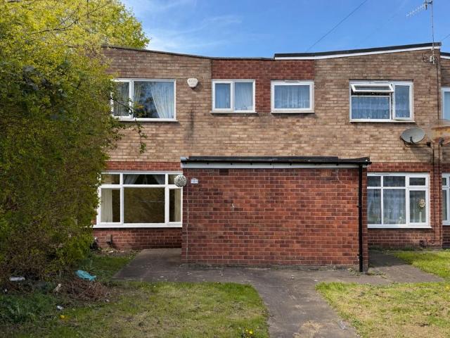 House for sale in Haden Hill, Fold Hill