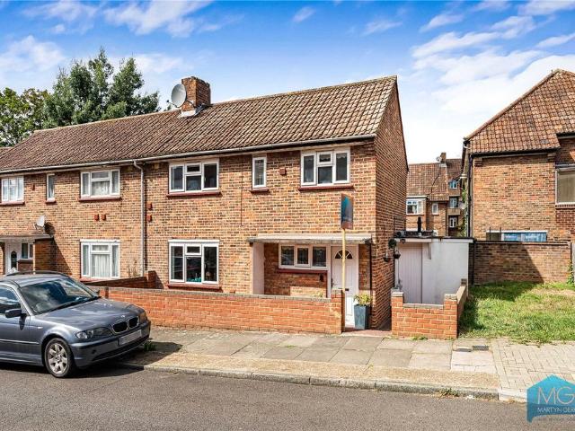 House for sale in London Borough of Barnet, Greater London