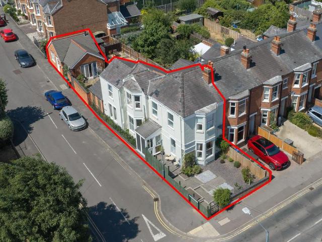 House for sale in Green Close, Warwickshire