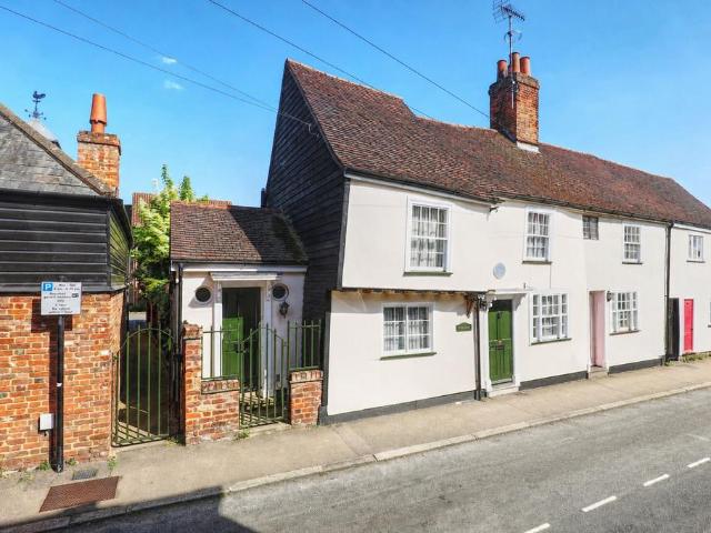 House for sale in Kings Hill, Colliers End