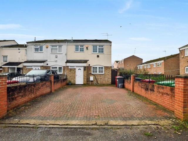 House for sale in Slough