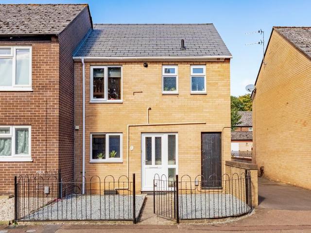 House for sale in Heigham Grove, East Bank