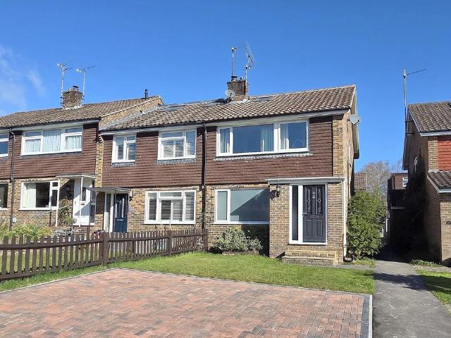House for sale in Perryfields, West Sussex
