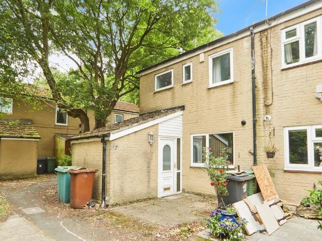 House for sale in Wigton Moor, Roundhay