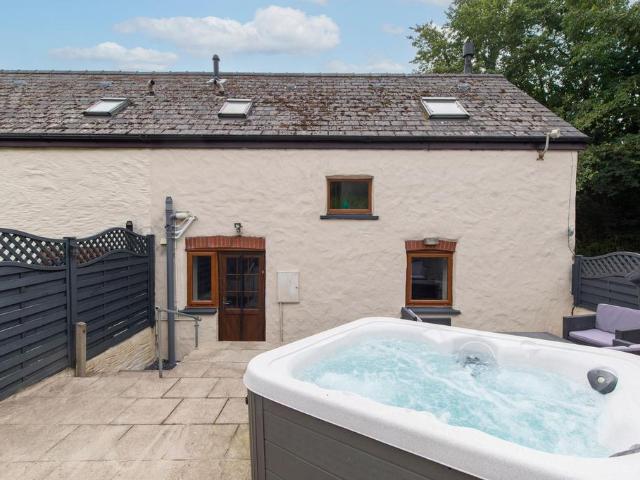 House for sale in Tiers Cross, Wales