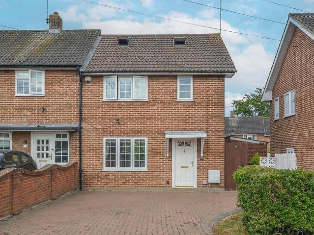 House for sale in Hutton Mount, Navestock Side