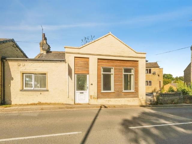 House for sale in Rastrick, Calderdale