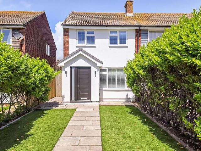 House for sale in Rustington, Clapham