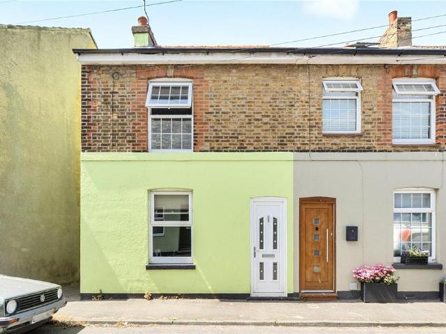 House for sale in Lower Walmer, Ash