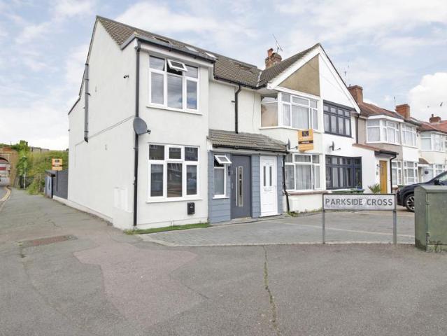 House for sale in Barnehurst, Greater London