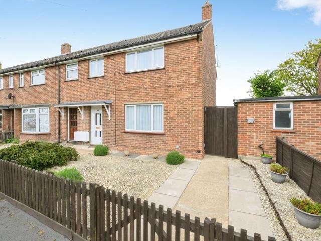 House for sale in Barnwell, Arbury