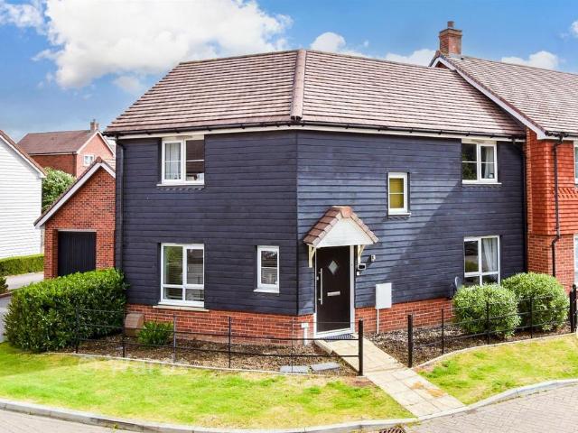 House for sale in Midway, Kent