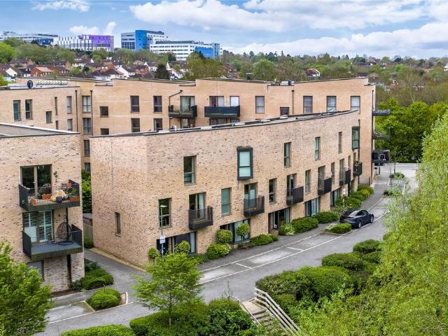 House for sale in Barton Park, The Slade