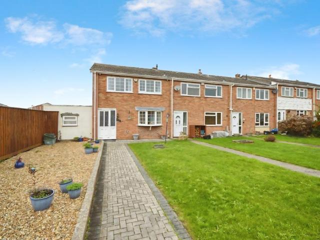 House for sale in Feckenham, City Of Bristol