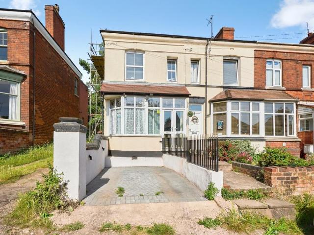 House for sale in West Midlands