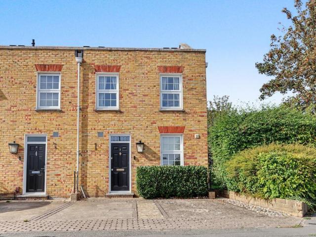 House for sale in Shoeburyness, Southend-on-Sea
