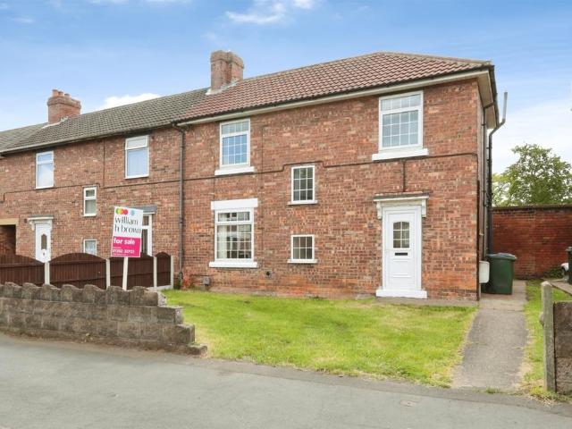 House for sale in Edenthorpe, South Yorkshire